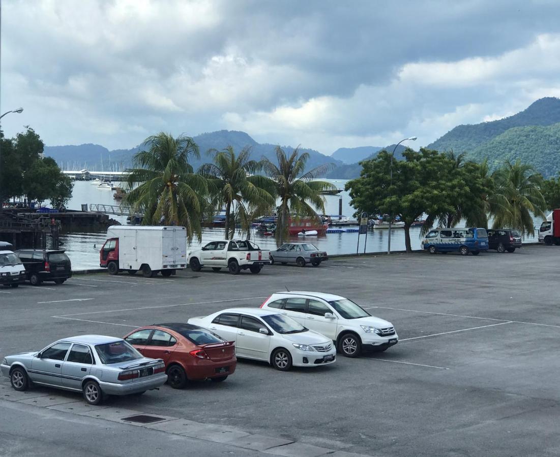 Shell Out Beach Club Suite Kuah Exterior foto